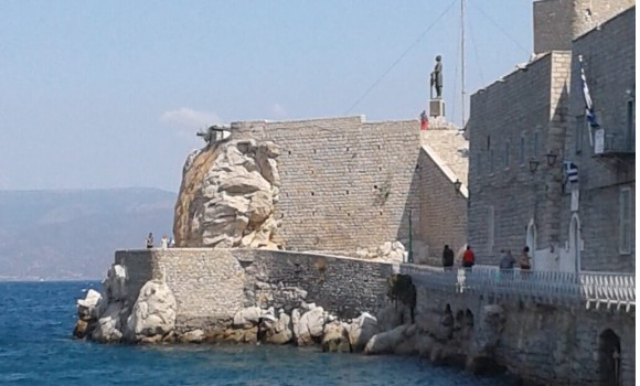 Hydra Walking Tours