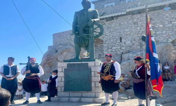 Hydra Walking Tours